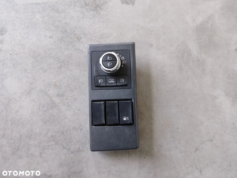 PRZEŁĄCZNIK WŁĄCZNIK WYŁĄCZNIK PANEL ŚWIATEŁ RENAULT GAMA T RANGE 21995040