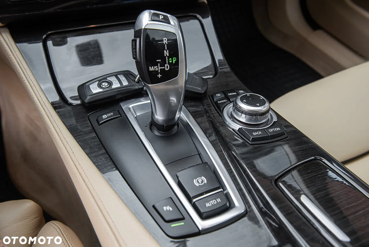 BMW Seria 5 520d Luxury Line - 27