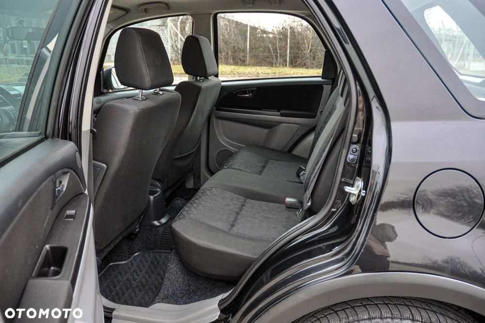 Suzuki SX4 - 8