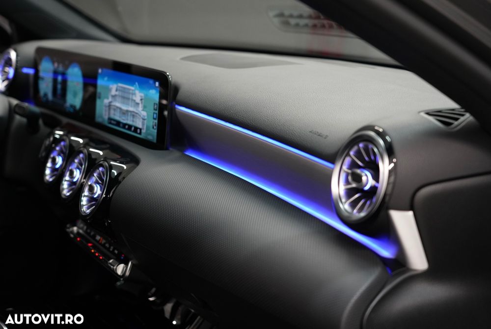 Mercedes-Benz A 200 7G-DCT AMG Line - 10