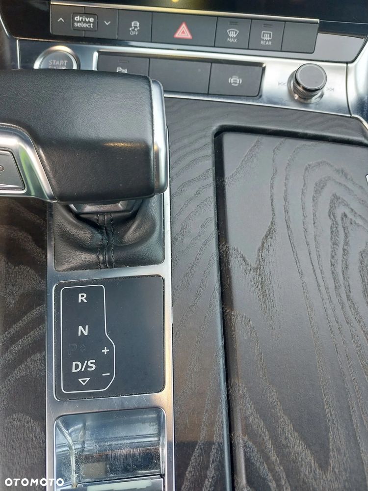 Audi A6 Avant 40 TDI mHEV Quattro S tronic - 12