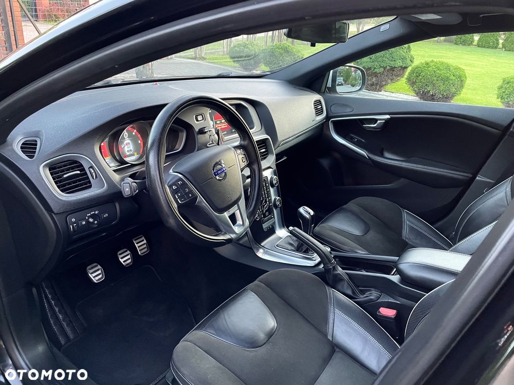 Volvo V40 D2 RDesign - 16