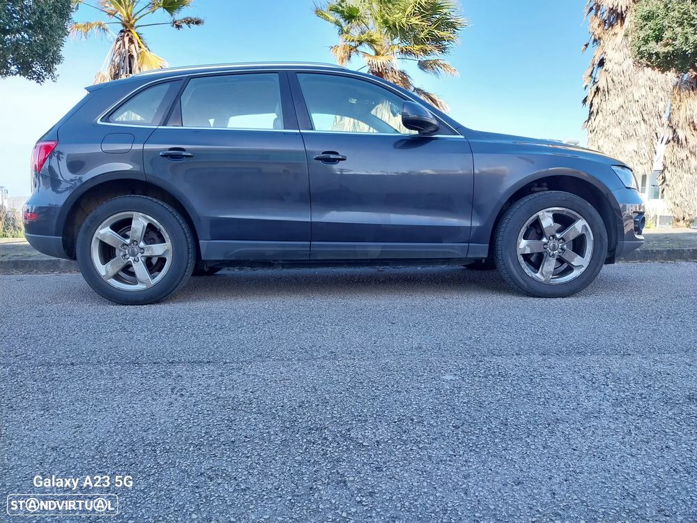 Audi Q5 2.0 TDI Exclusive S-tronic - 8