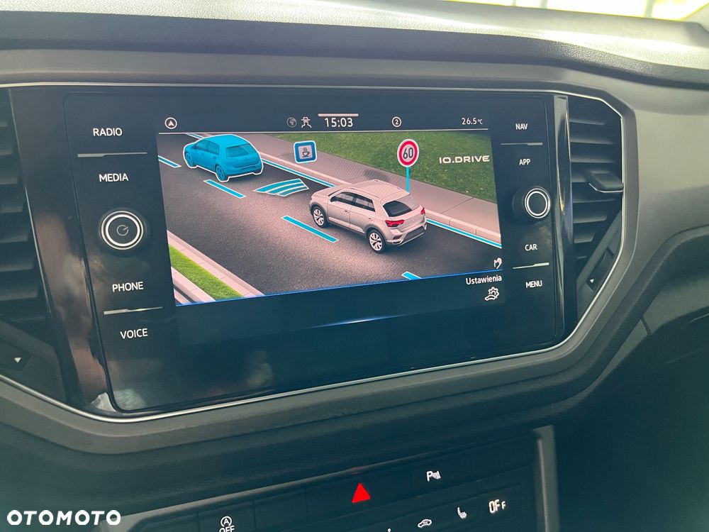 Volkswagen T-Roc - 22