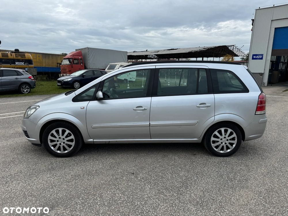 Opel Zafira 1.8 - 12