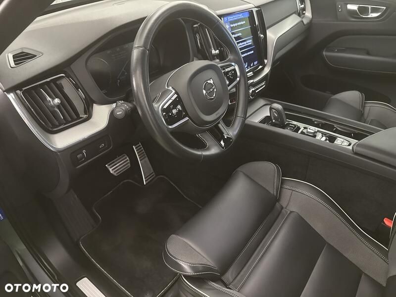 Volvo XC 60 B4 B R-Design - 10
