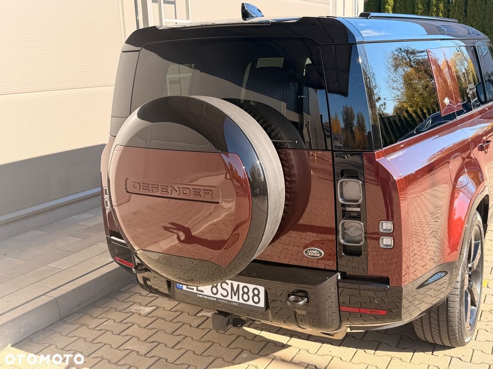 Land Rover Defender - 8
