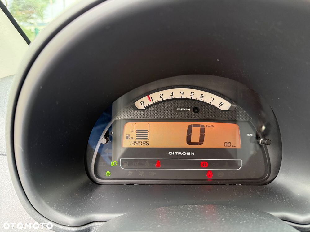 Citroën C2 1.4 VTR - 11