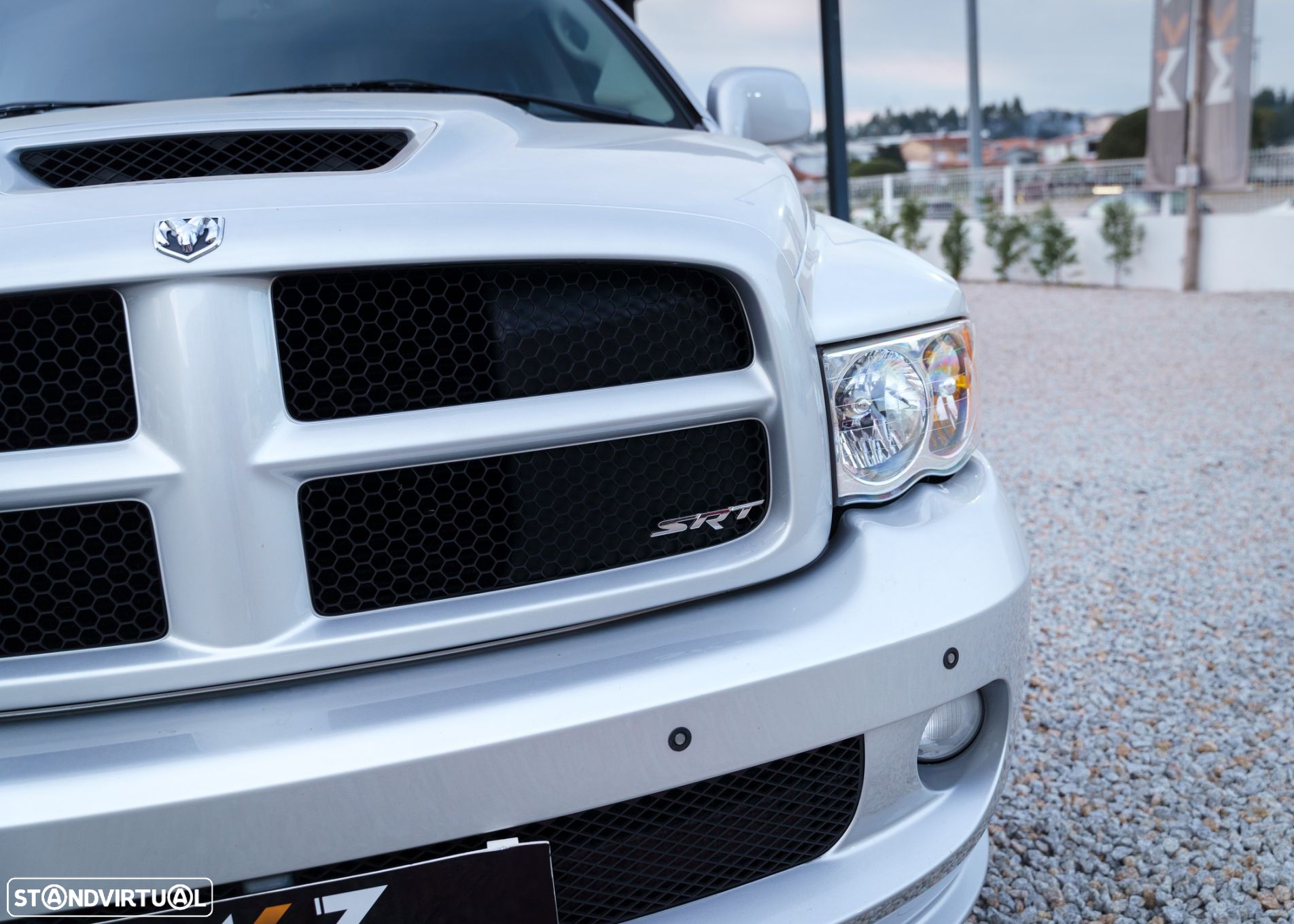 Dodge RAM - 16