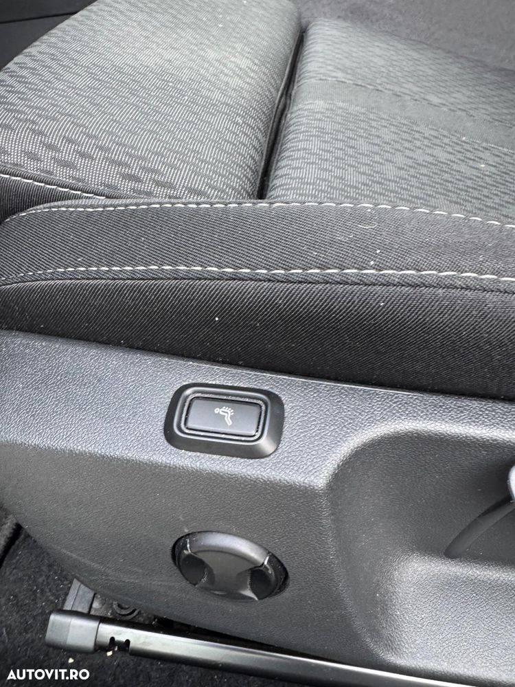 Skoda Octavia 2.0 TDI (Green tec) DSG Style - 33