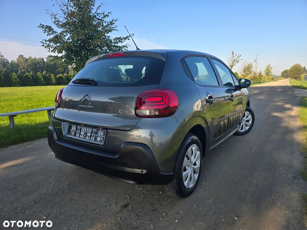 Citroën C3 Pure Tech 82 LIVE - 3