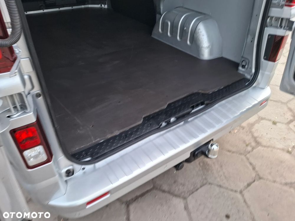 Opel VIVARO 2015 1.6CDTI 120KM KLIMA 3osobowy - 26
