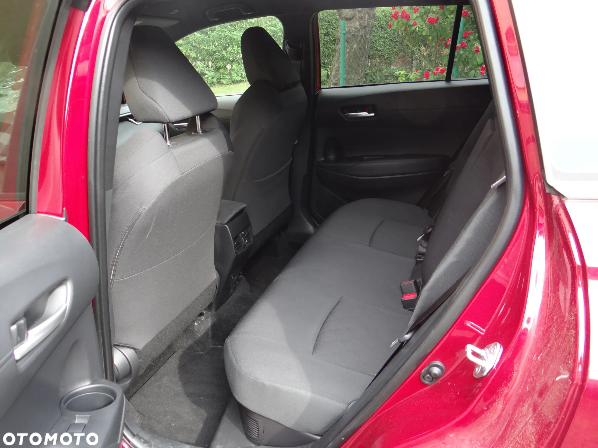 Toyota Corolla Cross - 16