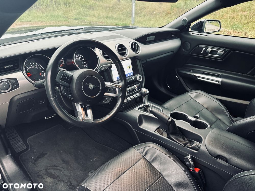 Ford Mustang 5.0 V8 GT - 11