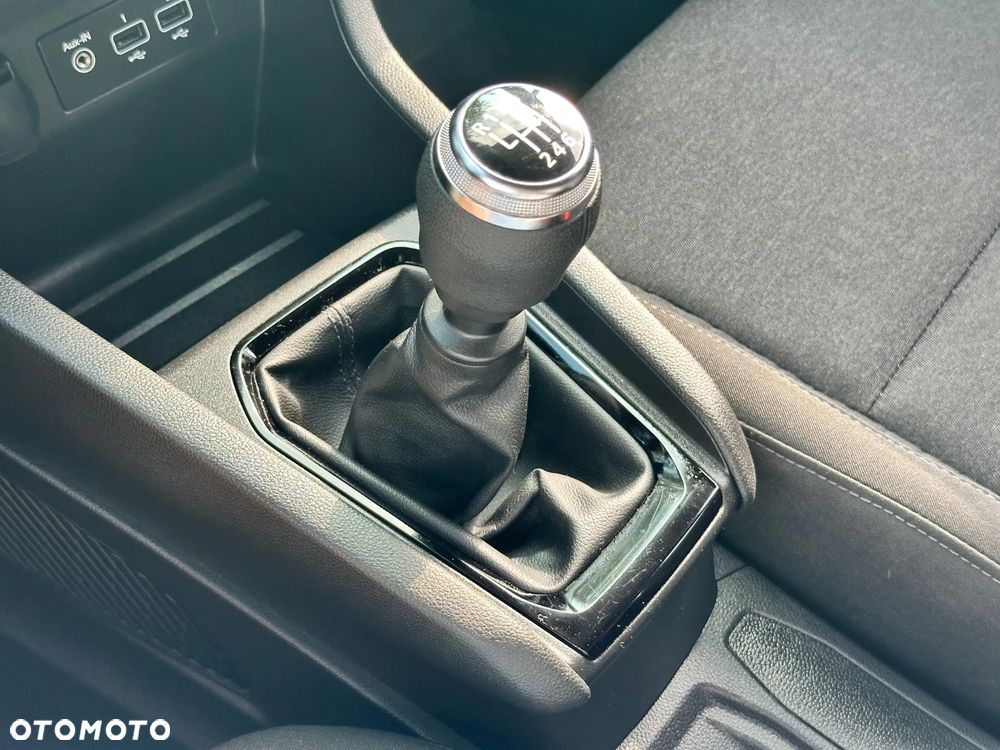 Renault Clio ver-1-0-tce-equilibre - 30
