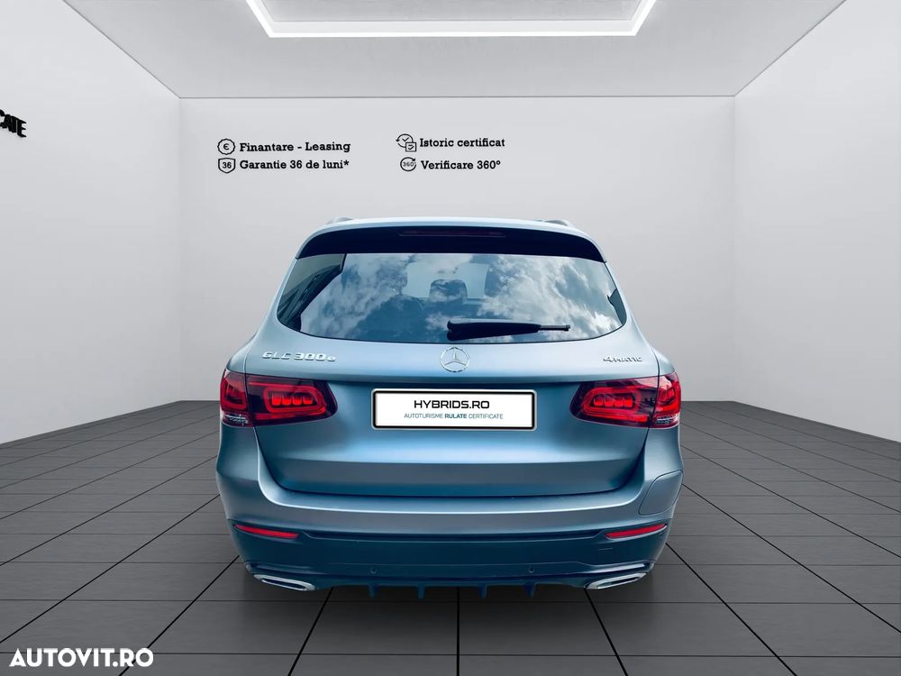 Mercedes-Benz GLC 300 e 4MATIC - 4