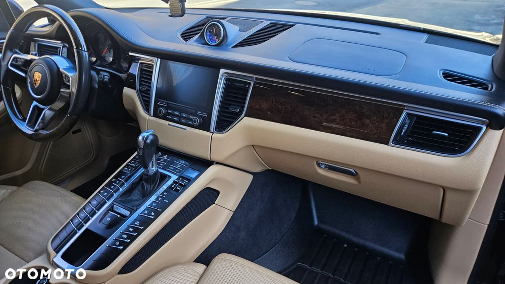 Porsche Macan - 14