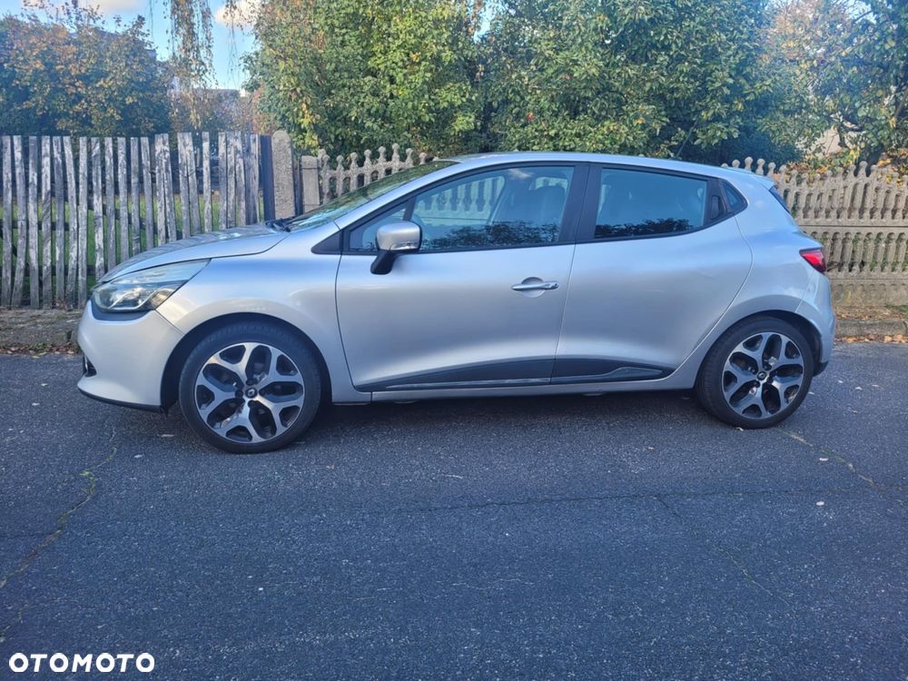 Renault Clio - 8