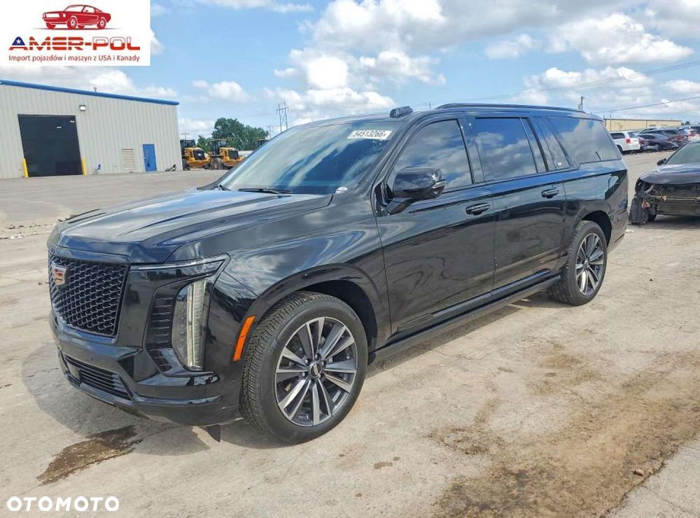 Cadillac Escalade - 1