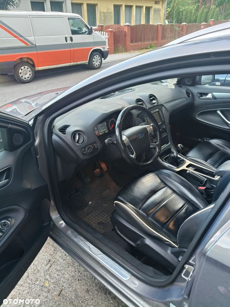 Ford Mondeo 2.0 TDCi Titanium - 10