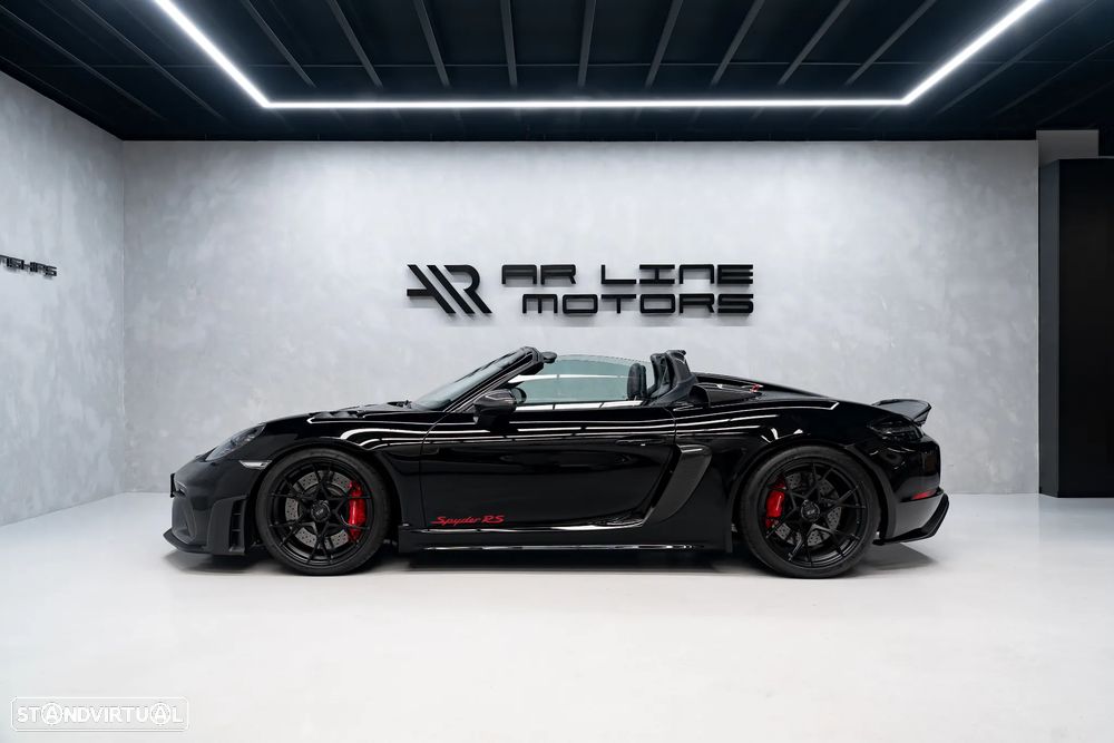 Porsche 718 Spyder RS - 22