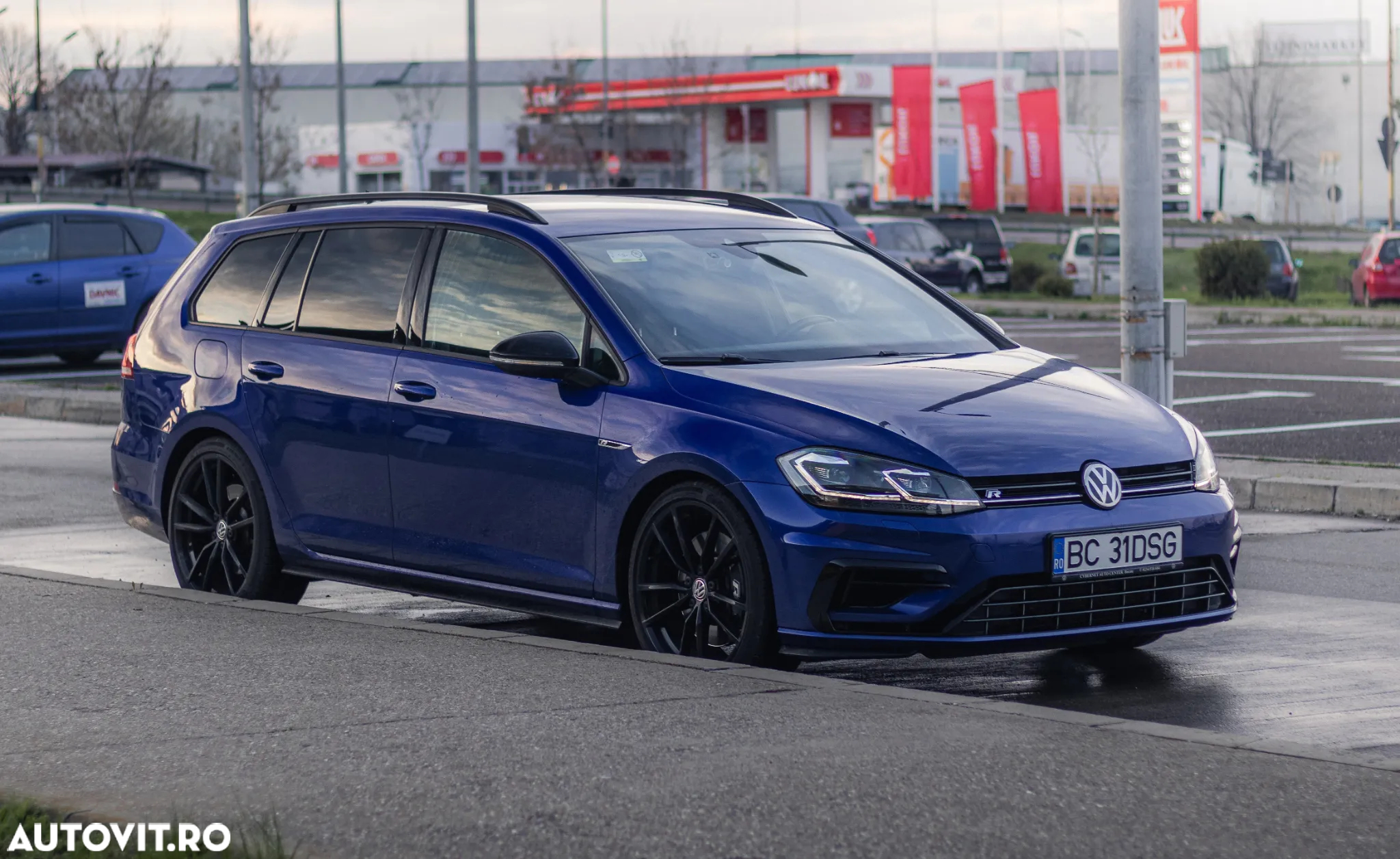 Volkswagen Golf Variant R 2.0 TSI OPF 4Motion DSG - 7