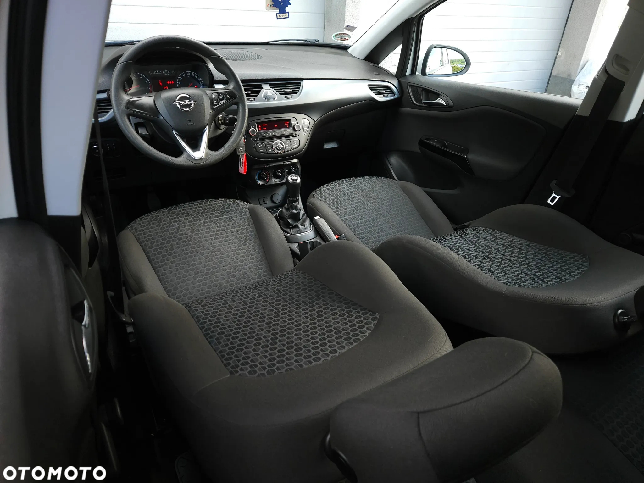 Opel Corsa 1.2 Enjoy - 30