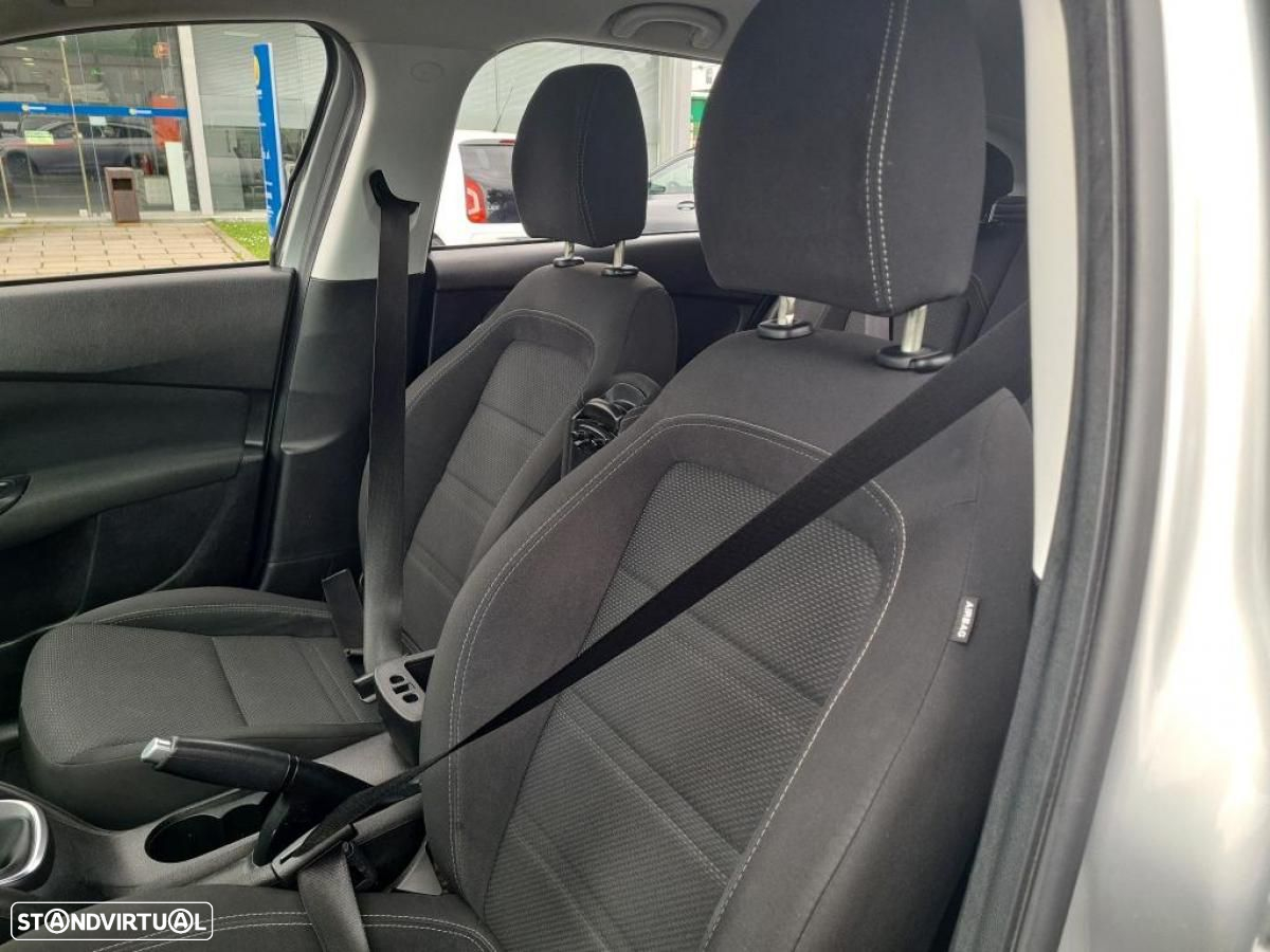 Fiat Tipo Station Wagon 1.3 M-Jet Lounge - 4