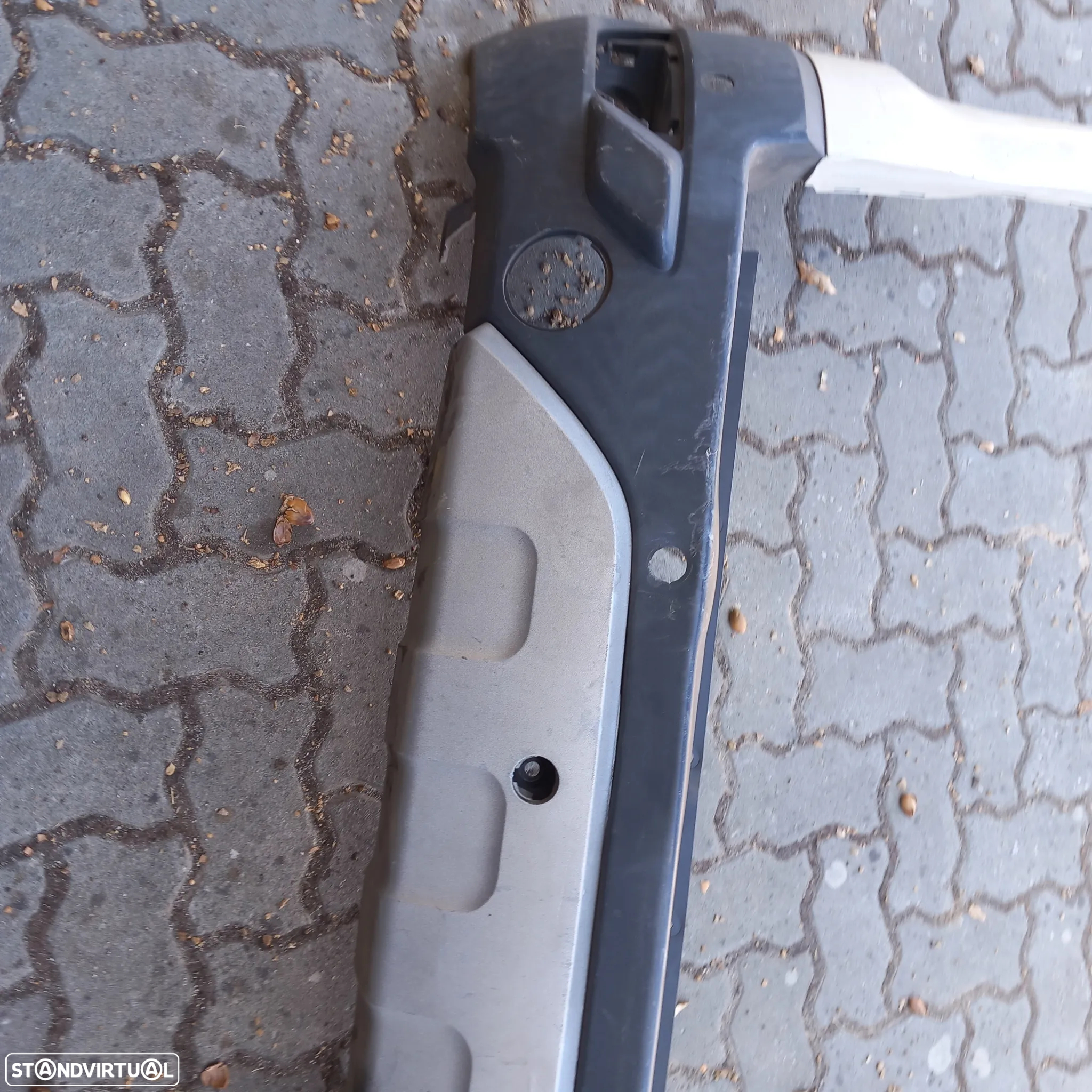 Para choques tras ford focus 3. cn15-17k835 - 3