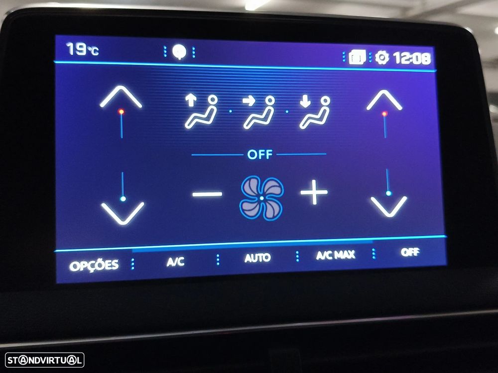 Peugeot 5008 1.6 BlueHDi GT Line EAT6 - 34