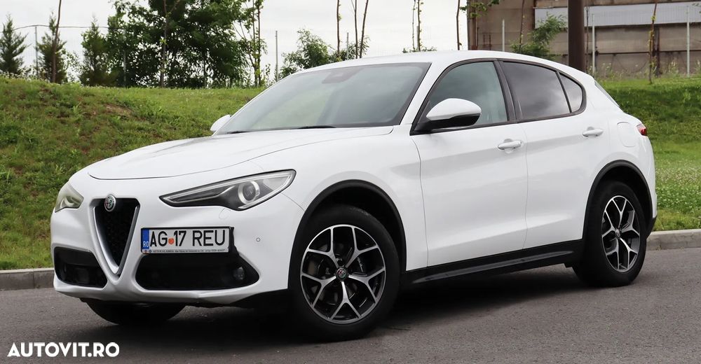 Alfa Romeo Stelvio 2.2 16V AT8-Q4 Executive - 4