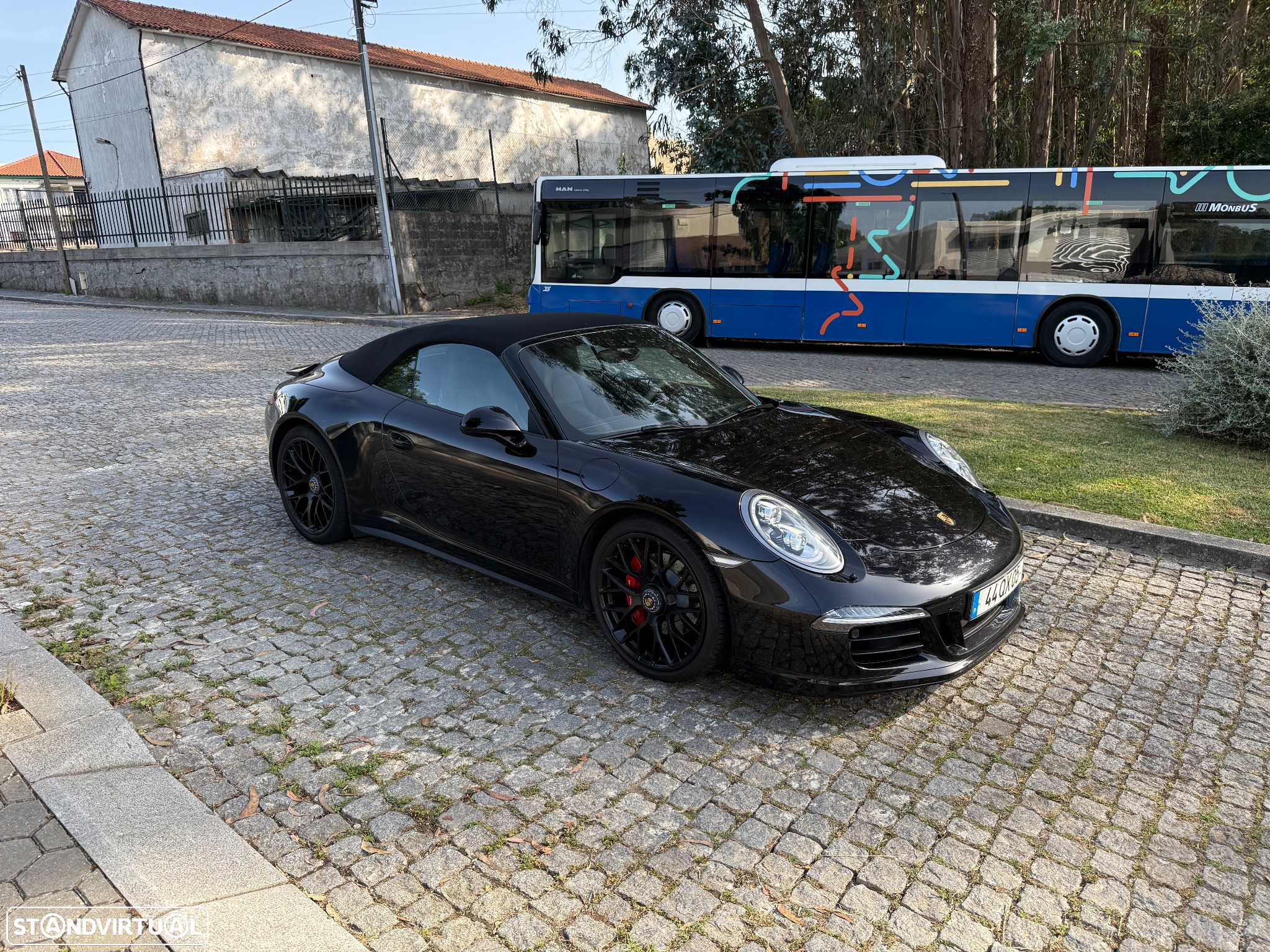 Porsche 911 (991) Carrera 4 GTS PDK - 17