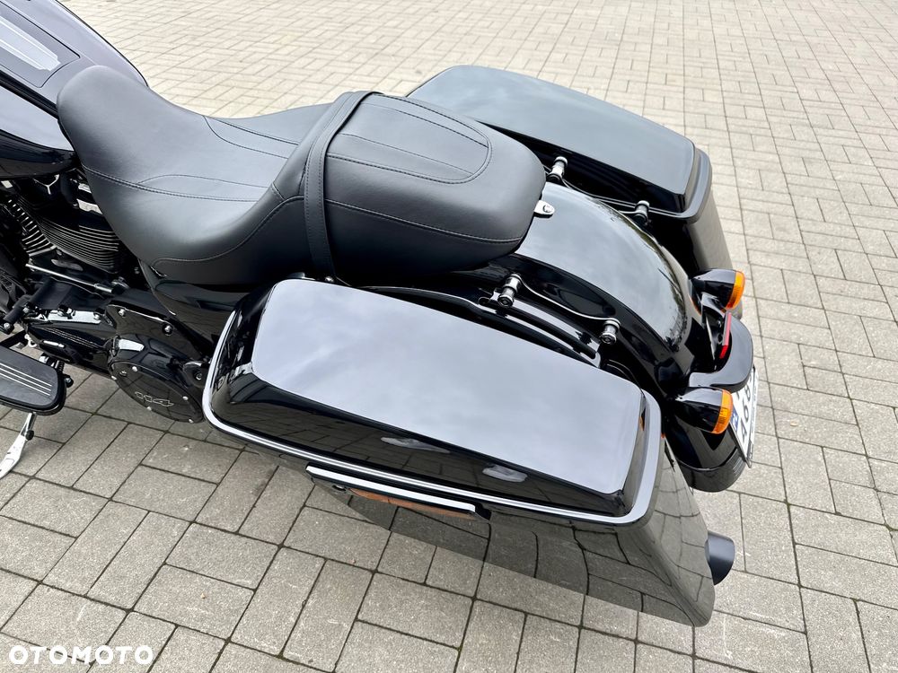 Harley-Davidson Touring Road King - 11