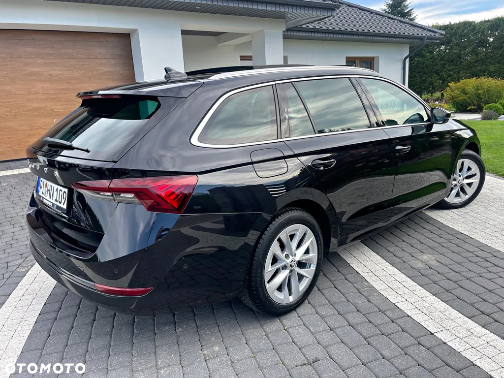 Skoda Octavia Combi 2.0 TDI DSG Exclusive Plus - 14