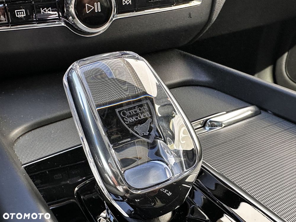 Volvo XC 60 - 25