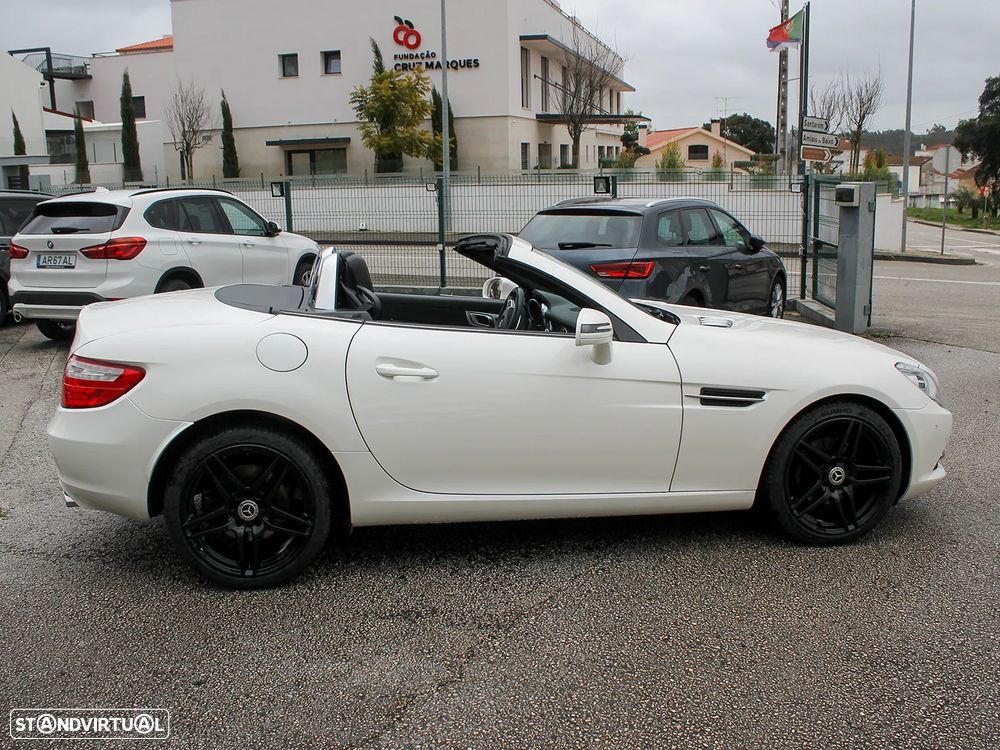 Mercedes-Benz SLK 200 (BlueEFFICIENCY) - 4