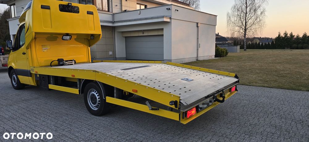 Mercedes-Benz Sprinter - 3