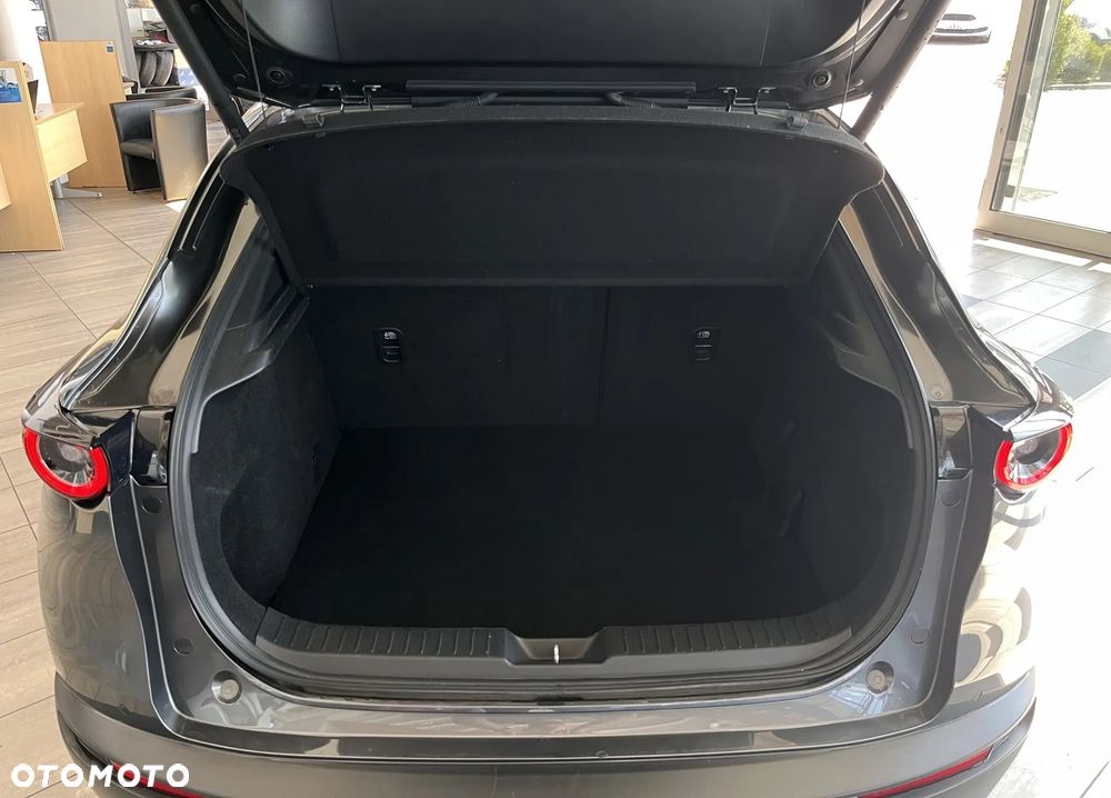 Mazda CX-30 - 32