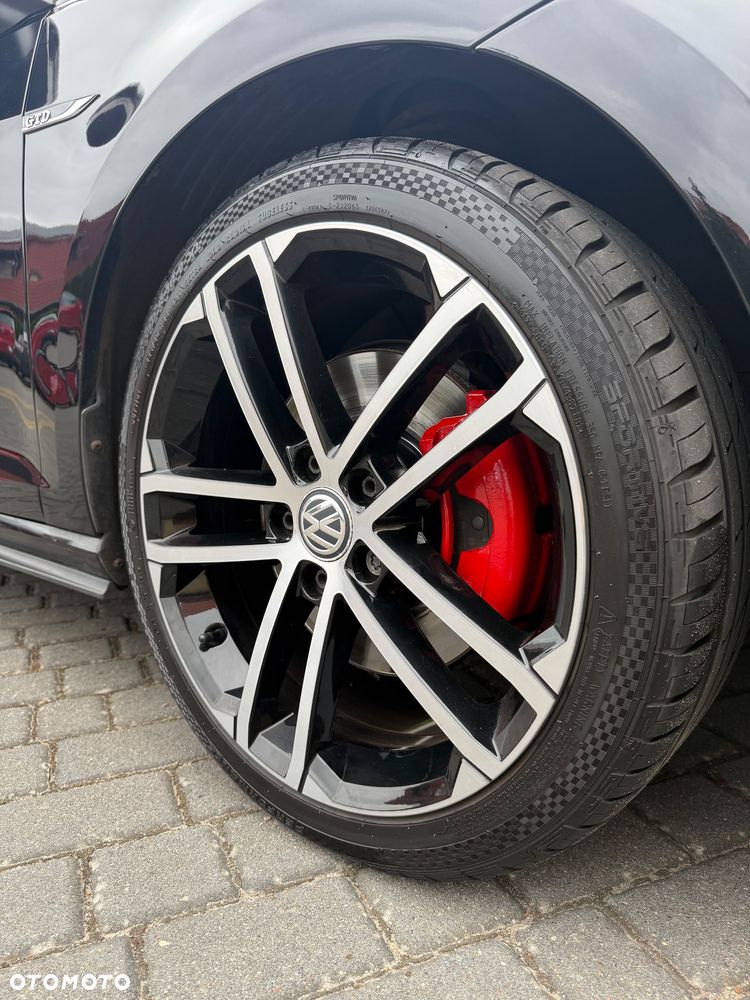 Volkswagen Golf GTD (BlueMotion Technology) DSG - 38