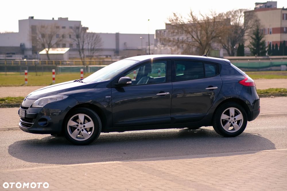 Renault Megane 1.9 dCi Bose Edition - 12