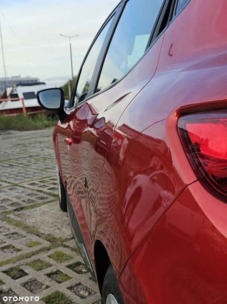 Renault Clio - 11
