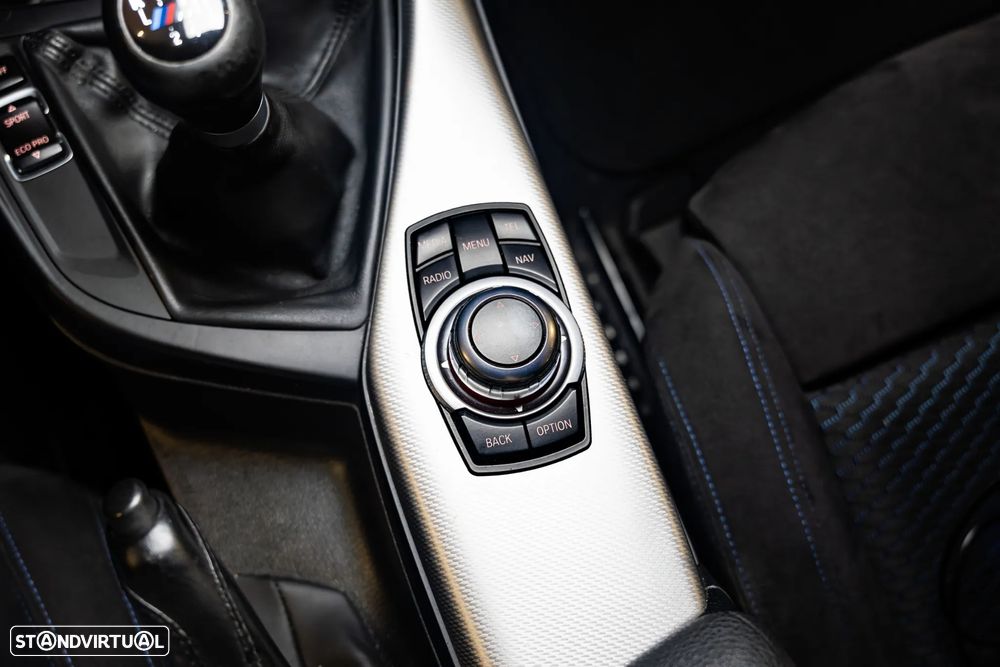 BMW 118 i Pack M - 20