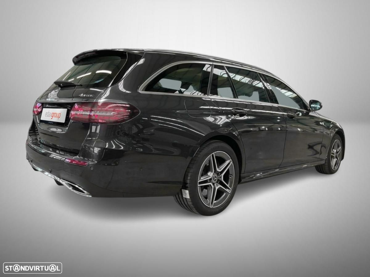 Mercedes-Benz E 300 de AMG Line 4Matic - 9