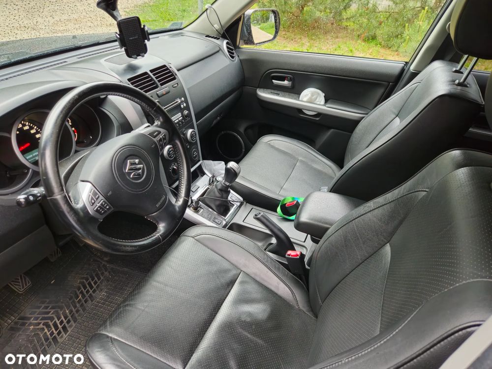 Suzuki Grand Vitara 1.9 DDiS De Luxe - 6