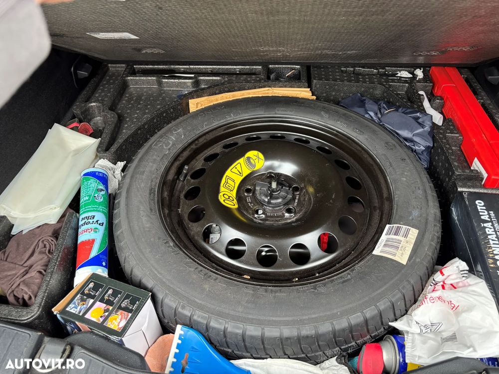 Ford Kuga 2.5 Duratec PHEV ST Line X - 16