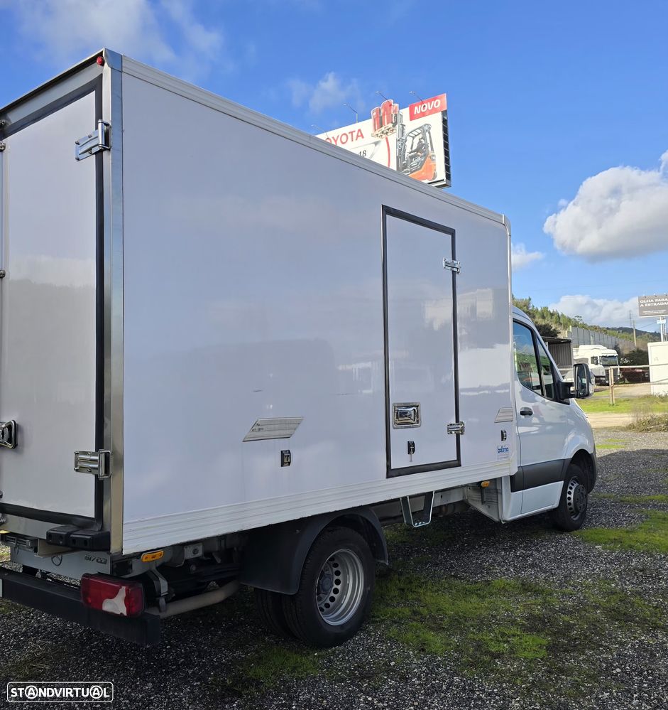 Mercedes-Benz Sprinter 517 - 4
