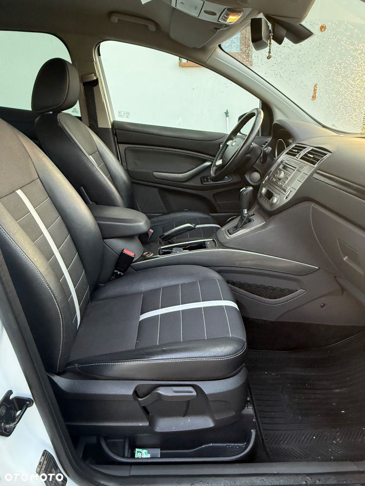 Ford Kuga 2.0 TDCi 4x4 Titanium - 13