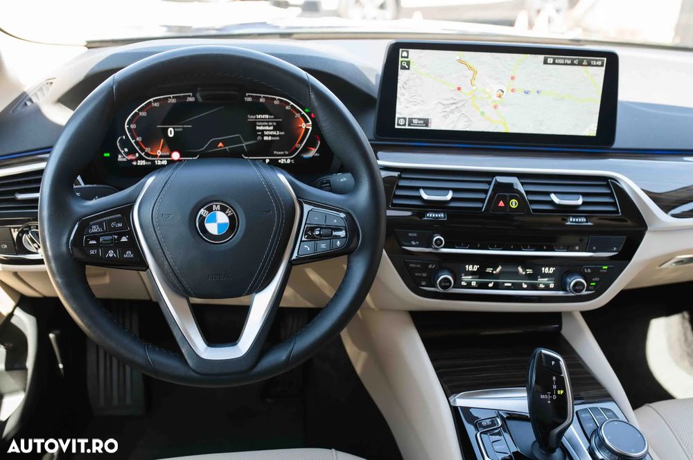 BMW Seria 5 520d xDrive Aut. Luxury Line - 32