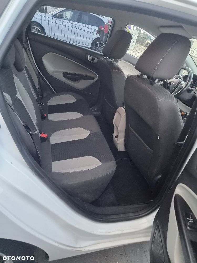 Ford Fiesta - 18