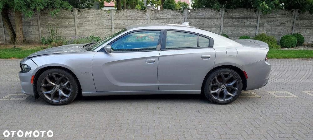 Dodge Charger 5.7 R/T - 10